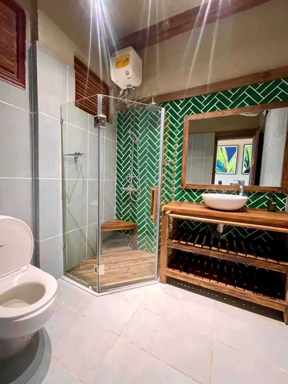 The Banana Tree Hostel ニンビン エクステリア 写真